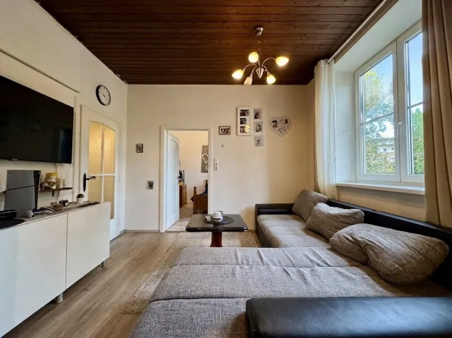 Gepflegte 2-Zimmer-Wohnung mit perfekter Infrastruktur | ITZLING - Bild
