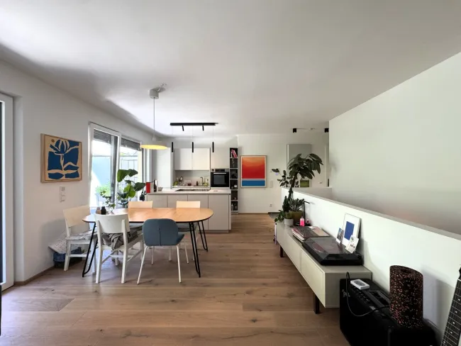 Repräsentative 4-Zimmer-Maisonette mit exklusiver Südterrasse | MAXGLAN - Bild