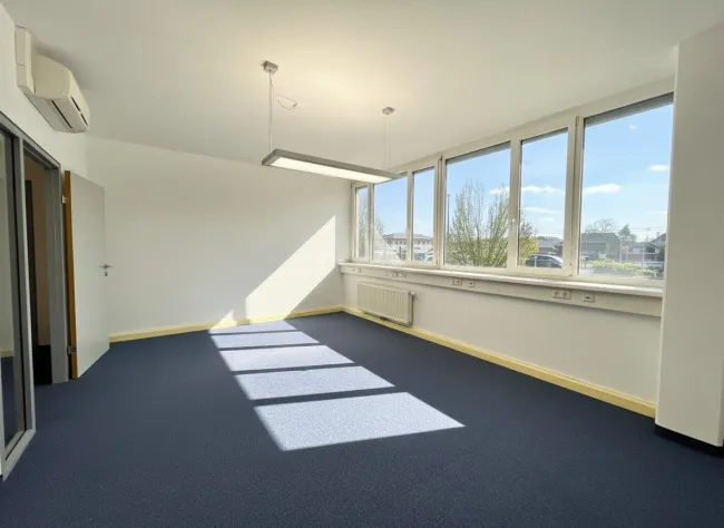 168 m² Büro in Frequenzlage | MAXGLAN-WEST/ AIRPORT - Bild