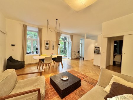 SERVITENVIERTEL - LOFTARTIGE 3 ZIMMER HOFWOHNUNG NAHE U4