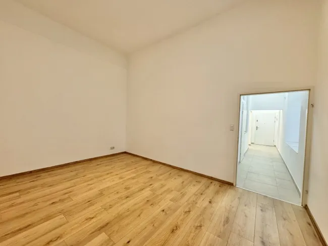 HOFRUHELAGE - GENERALSANIERTER 2-ZIMMER-ALTBAU NAHE U3 - Bild