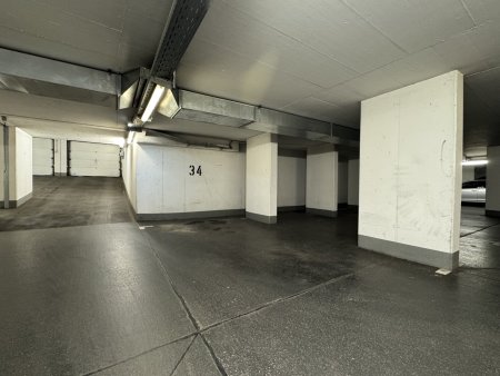GARAGENPLATZ NAHE HANUSCH KRANKENHAUS