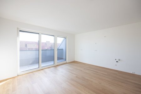 FAMILIENFREUNDLICHE DG-MAISONETTE + 2 TERRASSEN NAHE STADTPARK/ROCHUSMARKT (U4,U3)