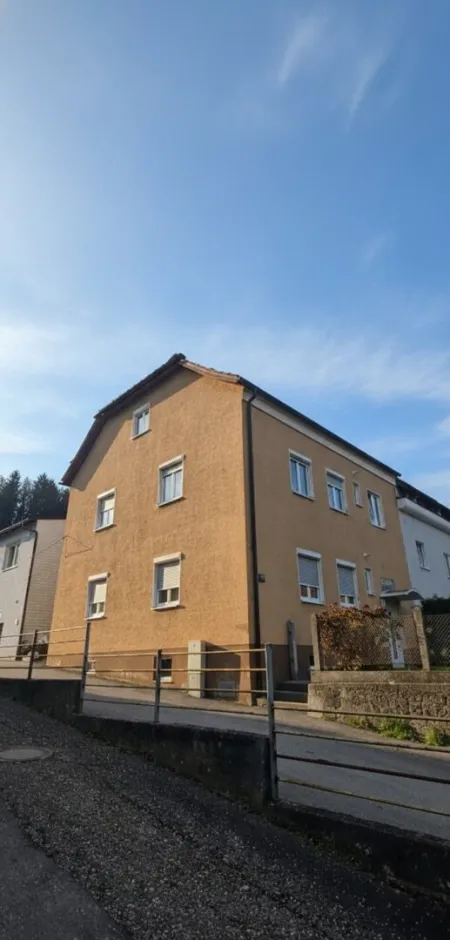 KI-bearbeitet
