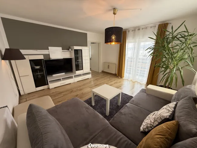 Wohnzimmer (B)