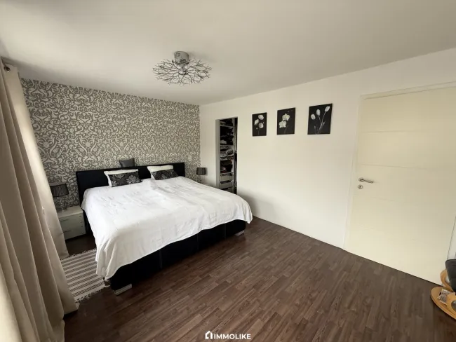 Schlafzimmer (A)