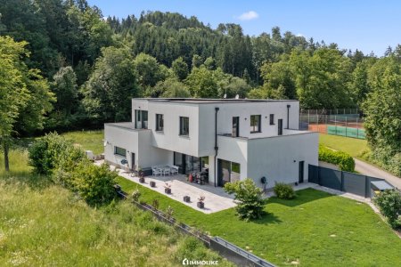 MODERNE LUXUS-VILLA IM SALZKAMMERGUT – GROSSZÜGIGES WOHNEN, SEENÄHE & PERFEKTE ANBINDUNG