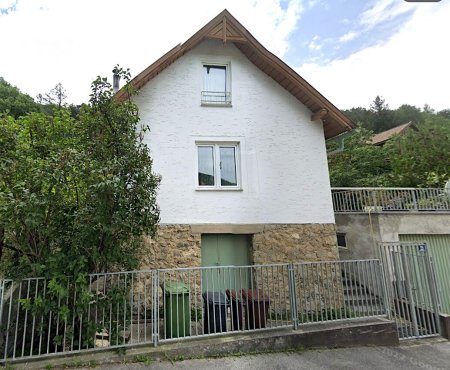 KLEINES HAUS BEIM SCHNEEBERG