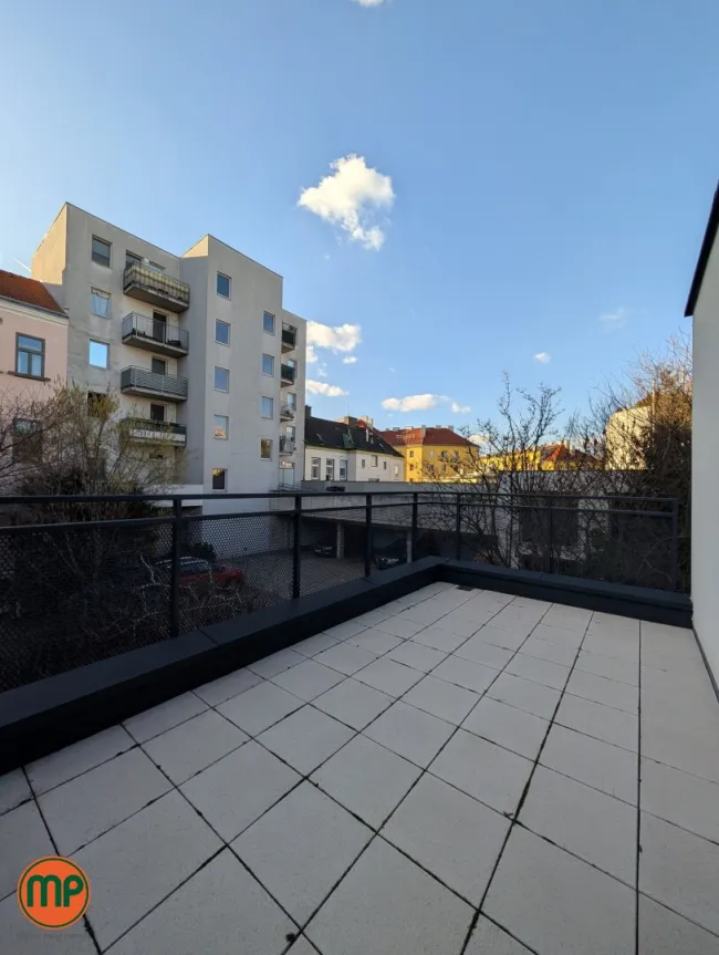 1 Zimmer - 2 Terrassen: Top-Ausstattung - Bild