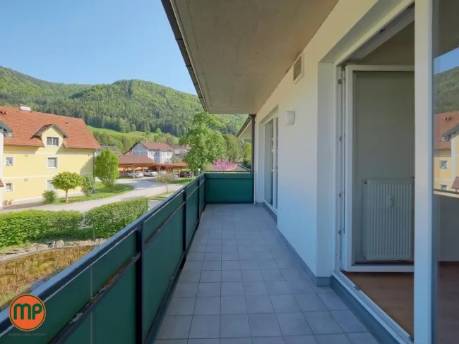 Traumlage zum Biken, Wandern oder Golfen. Wohnen wie im Urlaub. - Bild