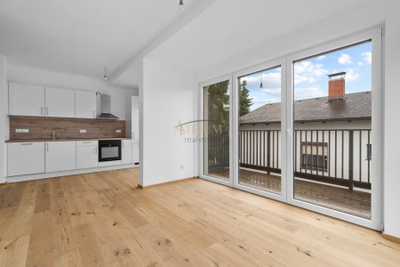 Ruhige Grünlage eine echte Wohlfühloase.🌳 Angenehme Atmosphäre machen diese Lage zu einem kleinen Paradies🌅.Erstbezug – moderne 2-Zimmer-Wohnung mit Balkon & Fernblick - Auf Baurechtsgrund errichtet!