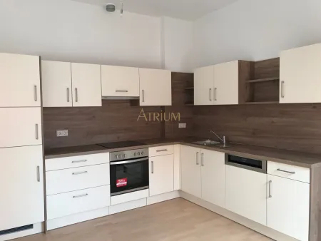 Dachgeschosswohnung mit Terrasse – Verbindlicher Mietkauf im 9. Bezirk