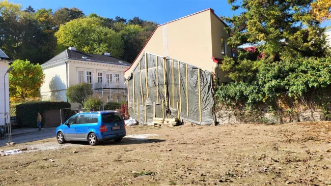 3000m² Grundstück, ( Bebaubare Fäche ca. 300m²) mit Wald und Gartenfläche in Kalksburg - Bild