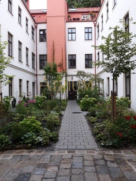 Mietkaufmodell mit verbindlichem Erwerb - 2 Zimmer Wohnung mit Biedermeier-Charme im generalsanierten Biedermeierhaus