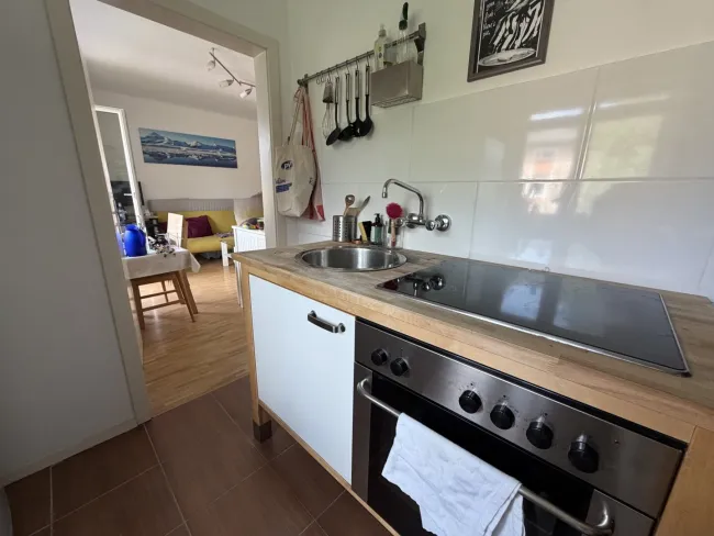 Gemütliche 1-Zimmer-Wohnung mit Balkon in Zentrumsnähe - Bild