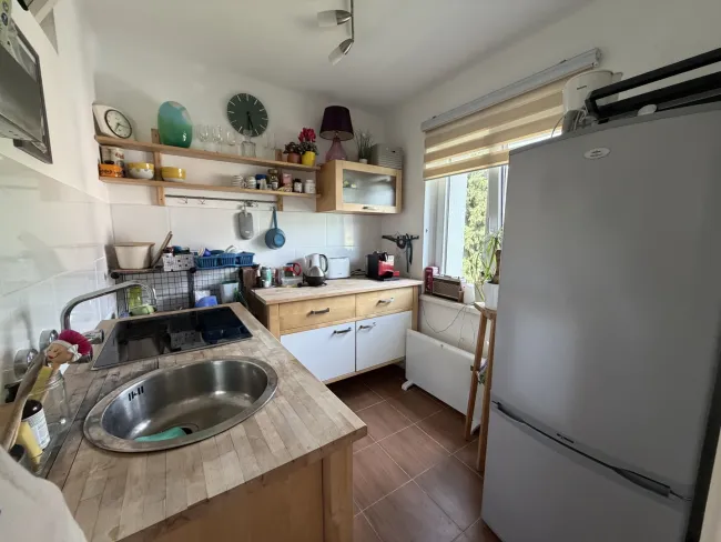 Gemütliche 1-Zimmer-Wohnung mit Balkon in Zentrumsnähe - Titelbild