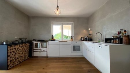 Haus in sonniger Lage mit 2 eigenständigen Wohnungen in St. Veit im Pongau!