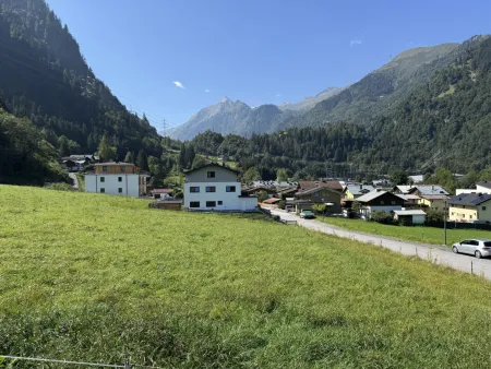 Sonniges Baugrundstück in bester Lage von Kaprun