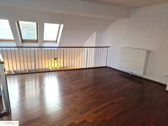 Außergewöhnliche 4 Zimmer-Maissonettewohnung mit Balkon UND Loggia - Bild