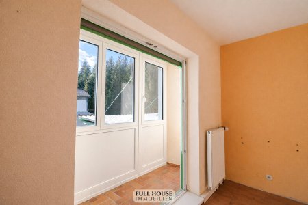 Attraktive Büroeinheit im 1.OG mit zwei Büroräumen und Loggia