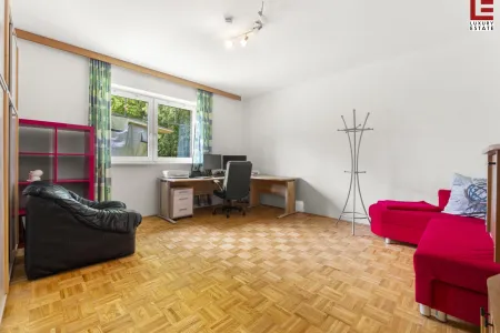 Arbeitszimmer EG