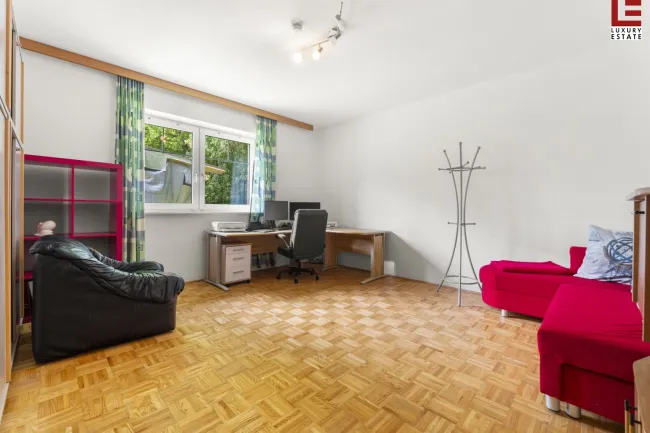 Arbeitszimmer EG
