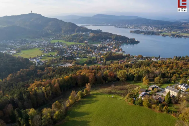 Ruhiges Pracht-Panorama-Landhaus + Pool über dem Wörthersee-Südufer - Titelbild