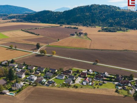 Liebenfels: Herrlicher sonniger Baugrund in Ortsrandlage
