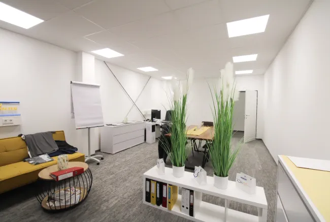 Perfekt für kleine Teams: 39 m² Büro mit TOP Verkehrsanbindung & Infrastruktur! - Bild
