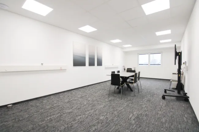 37,5 m² Büro inkl. TOP Verkehrsanbindung & Infrastruktur! - Gewerbegebiet Regau - Bild