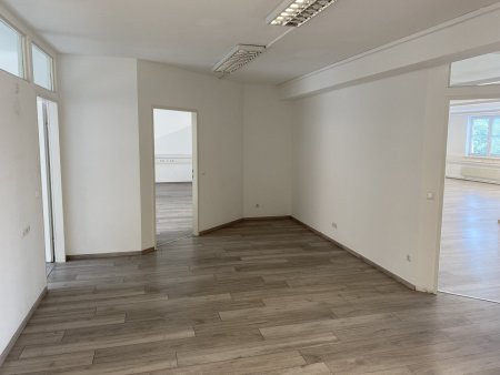 KLIMATISIERTES, großzügiges Büro mit 7 Zimmern in TOP Lage von Linz, 283m²!
