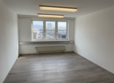PROVISIONSFREI ZU MIETEN! Neu saniertes Büro 23 m2!