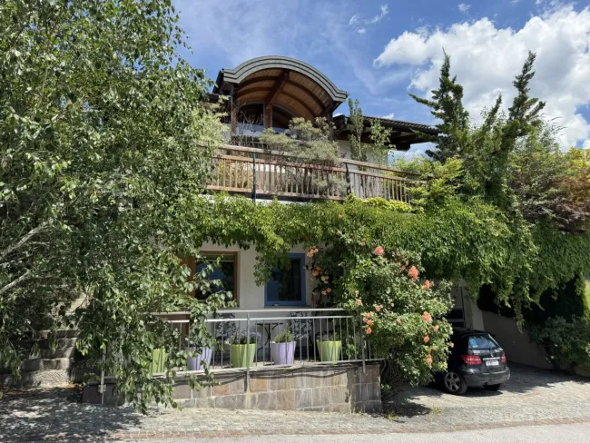 Wohntraum mit Weitblick: Hochwertiges Familienparadies mit Einliegerwohnung in Ellbögen - Bild