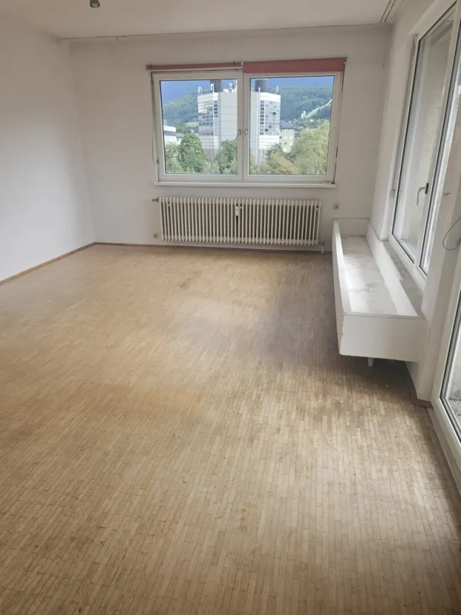 Innsbruck Höttinger Au - Familien aufgepasst! Große 5-Zimmer Wohnung mit Weitblick und Potenzial - Bild