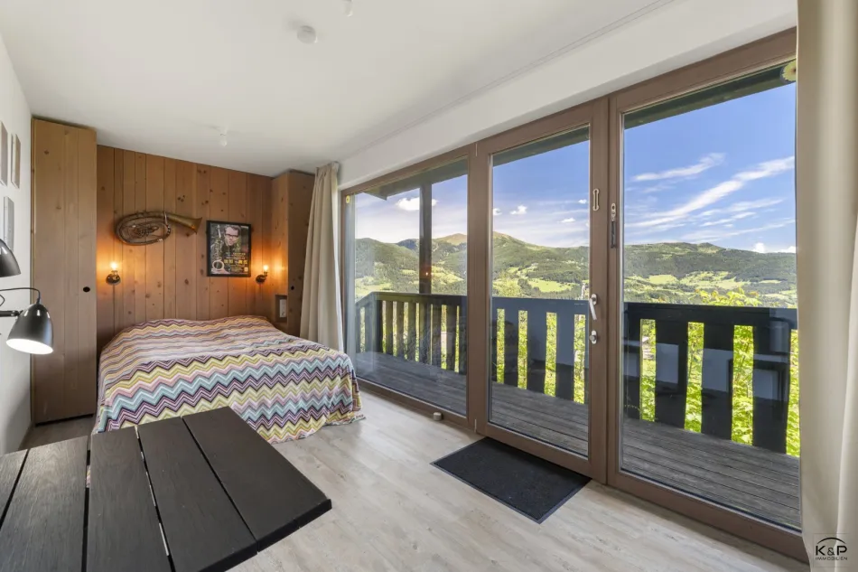 Alpines Refugium mit Weitblick – Exklusives Anwesen mit Chalet und vier Tiny Houses in den Kärntner Nockbergen - Bild