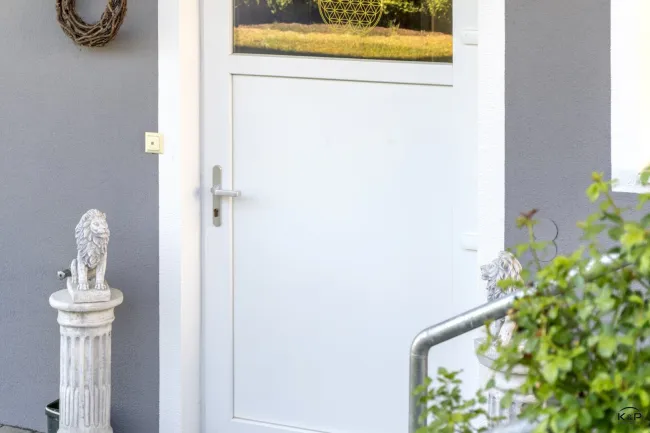 Schöner wohnen nahe dem türkisblauen Faaker See – charmante Gartenwohnung mit Hauscharakter - Bild