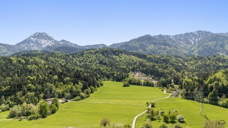 Natur trifft Freiheit – großzügiges Grundstück für Menschen mit Visionen