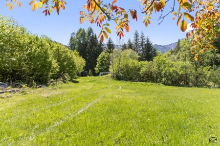 Natur trifft Freiheit – großzügiges Grundstück für Menschen mit Visionen