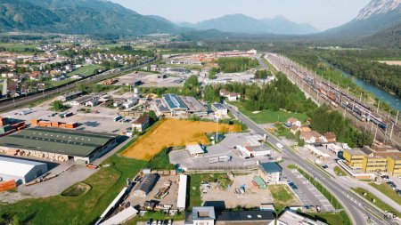 TEILBAR - Gewerbegrundstück mit Entwicklungspotenzial in Fürnitz – ca. 8.300 m² – Miete oder Baurecht möglich