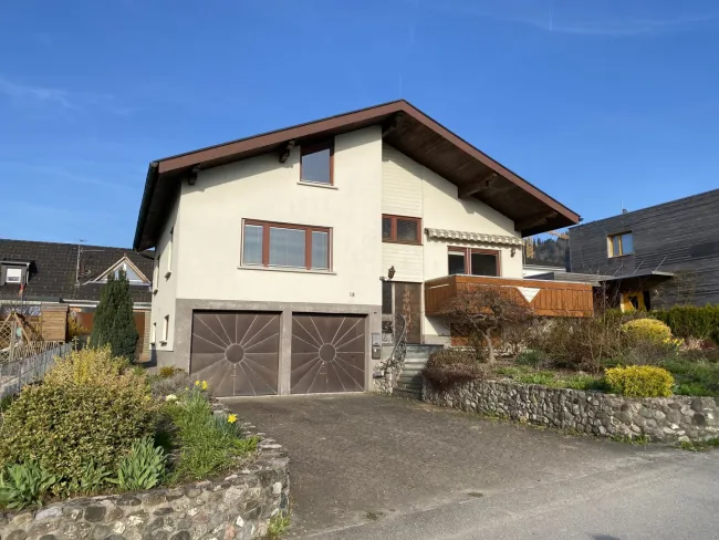 Gepflegtes Einfamilienhaus in ruhiger Lage - Titelbild