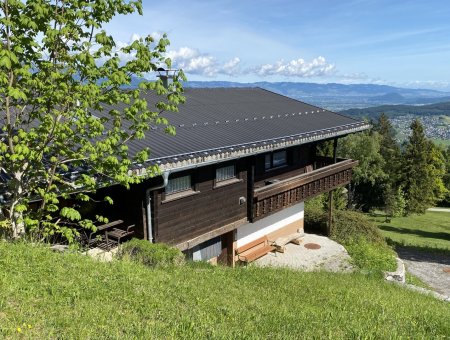 Charmantes Ferienhaus - 4 Zimmer & 2 Bäder mit Bodenseeblick