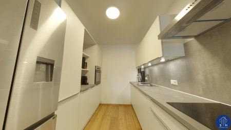 Modernes Wohnglück - Stilvolle 2-Zimmer-Wohnung mit Carport & Balkon in Radfeld zu verkaufen