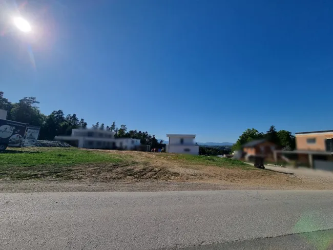 Exklusives Baugrundstück mit Panoramablick! - Bild