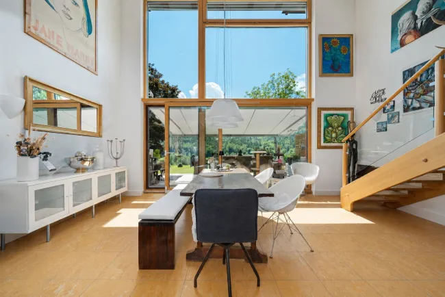 Hohe Fensterfronten, Eleganz, Seeblick und unvergleichliches Wohngefühl - Titelbild