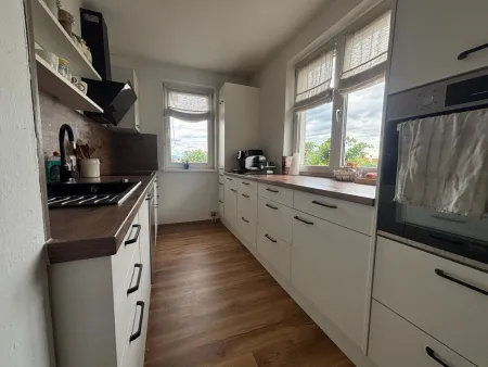 Sonnige Wohnung mit Balkon und Grünblick!