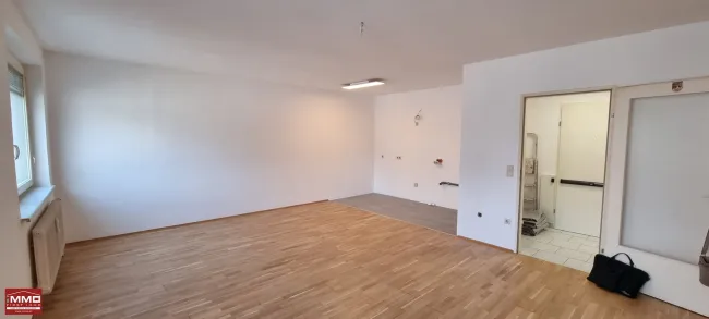 3,5% RENDITE! BEFRISTET VERMIETETE WOHNUNG NAHE HAUPTPLATZ! AB NOVEMBER 2028 FREI! - Bild