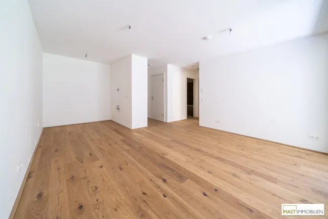 *Erstbezug* Moderne 2-Zimmer Gartenwohnung mit über 43 qm Freifläche! - Bild