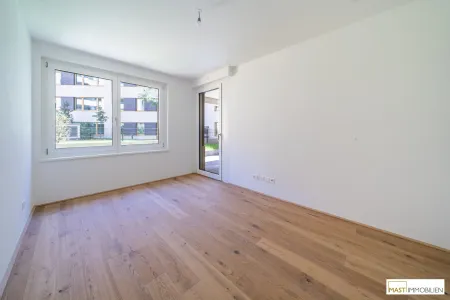 *Erstbezug* Moderne 2-Zimmer Gartenwohnung mit über 43 qm Freifläche!