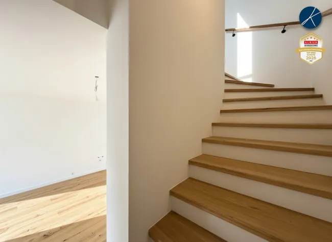 Hochwertige Treppe mit Eichenbelag