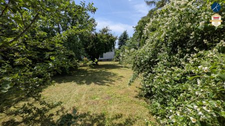ideale Lage in Hollabrunn: 5 Zimmer, 111m², großer Garten, Balkon, Terrasse und Garage